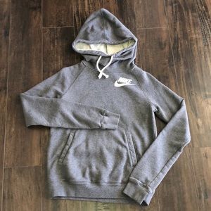 Nike Rally Hoodie